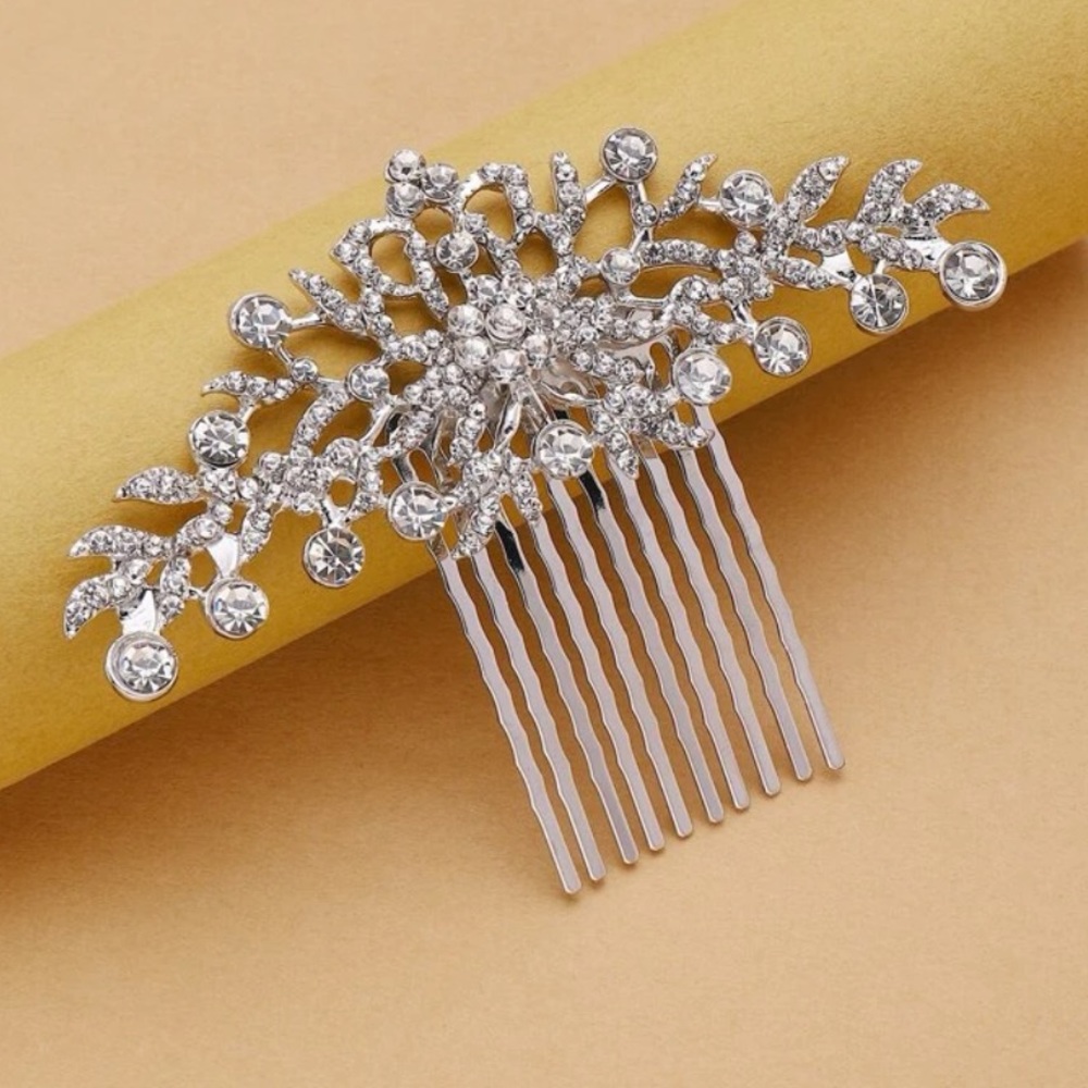 Wedding hair accessory! Stunning rhinestone hair pin. Perfect for a Bride